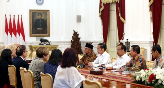 Presiden Jokowi Terima Delegasi Aksi Stop TBC Dunia - JPNN.com