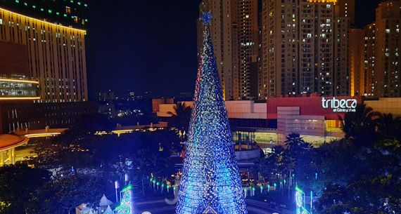 Sambut Natal, Central Park Berhias - JPNN.com