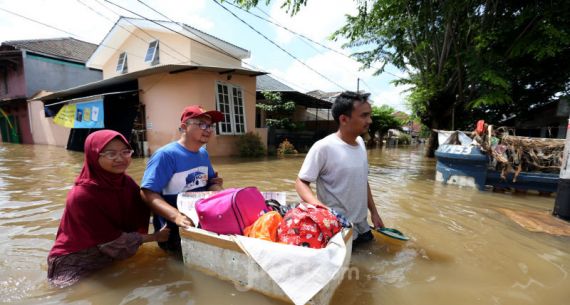 Ciledug Indah Terandam Banjir - JPNN.com