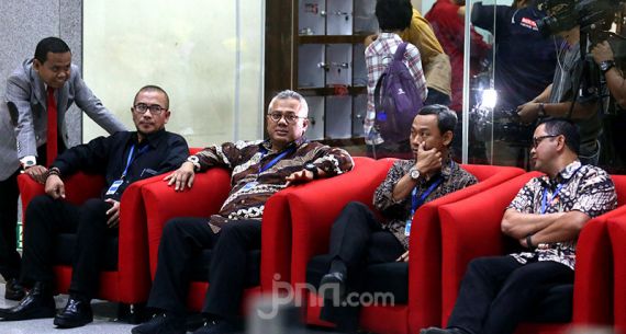 Bersama Komisioner KPU, Arief Budiman Sambangi KPK - JPNN.com