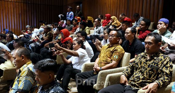 Honorer K2 Hadiri Raker Komisi II dan Menpan RB - JPNN.com