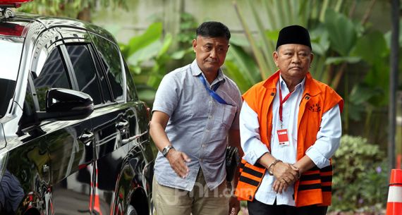 KPK Garap Bupati nonaktif Sidoarjo Saiful Ilah - JPNN.com