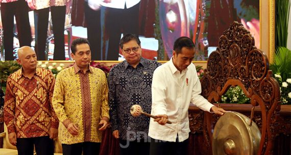 Jokowi Buka Rapat Kerja Kementerian Perdagangan 2020 - JPNN.com