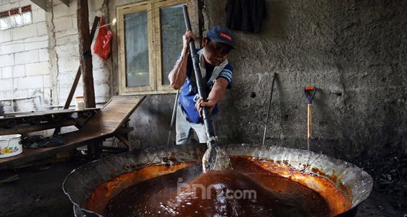 Penjualan Dodol Alami Penurunan Drastis - JPNN.com