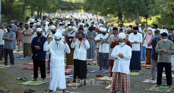 Salat Hari Raya Idul Fitri 1441 Hijriyah - JPNN.com