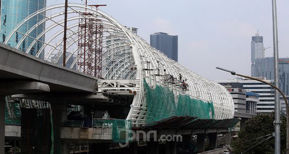 Pembangunan LRT Kuningan - Dukuh Atas - JPNN.com