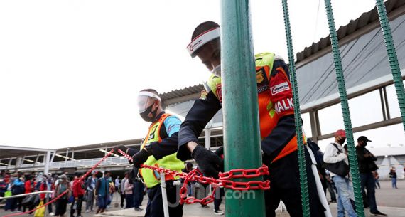 Penerapan Pembatasan Fisik di Stasiun Bogor - JPNN.com