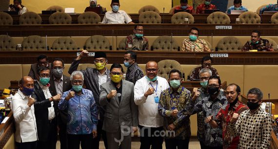 Komisi II DPR Setujui Perppu Pilkada Menjadi UU - JPNN.com