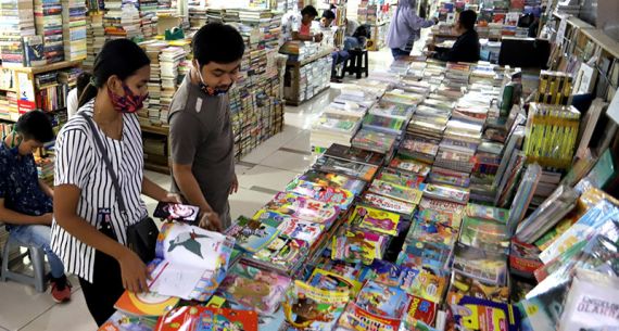 Penjualan Buku Tahun Ajaran Baru Terimbas COVID-19 - JPNN.com