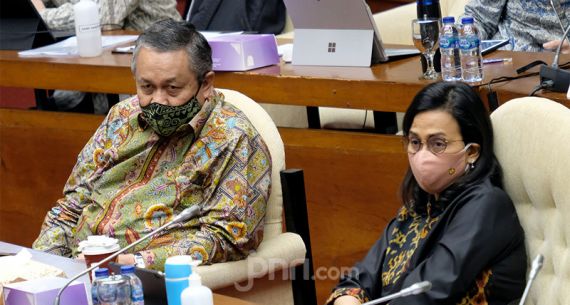 Raker Komisi XI DPR DPR RI dengan Menkeu dan Gubernur BI - JPNN.com