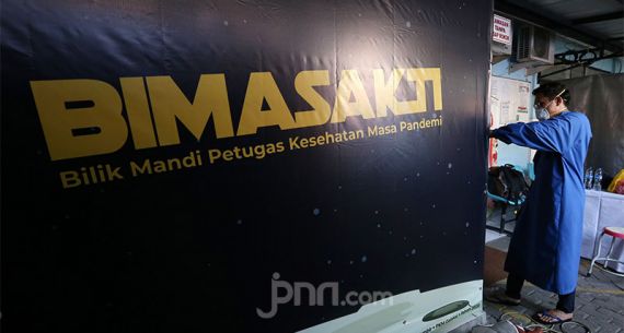 Hadirkan Bilik Mandi Bimasakti untuk Dekontaminasi Petugas Covid-19 - JPNN.com