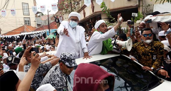 Habib Rizieq Shihab Tiba di Petamburan - JPNN.com