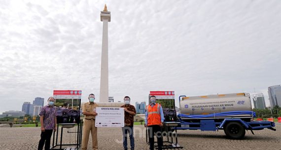 Ada 45 Fasilitas Cuci Tangan Ala Dasbor Mobil di Monas - JPNN.com