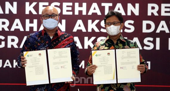 Kemenkes dan KPU Teken MoU Akses Data Pemilih untuk Vaksinasi - JPNN.com