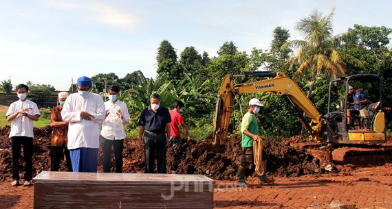 Peningkatan Jumlah Pemakaman Korban Covid-19 Pascalibur Lebaran - JPNN.com