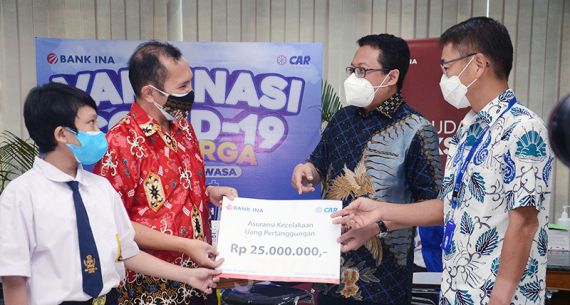 Ikut Vaksinasi Covid-19 Dapat Asuransi Kecelakaan Rp 25 Juta - JPNN.com