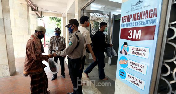 Warga Bisa Jumatan di Masjid Istiqlal Lagi - JPNN.com