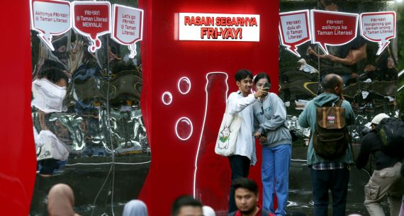 Rasakan Keseruan Fri-Yay di Area Dukuh Atas - JPNN.com