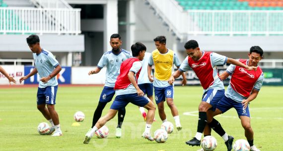 Sriwijaya FC Jalani Sesi Latihan Menjelang Duel dengan Persikabo 1973 - JPNN.com