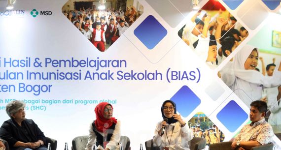 Program Bulan Imunisasi Anak Sekolah (BIAS) di Kabupaten Bogor - JPNN.com