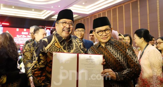 Mas Pram dan Bang Doel Sah Menjadi Gubernur dan Wagub DKI Jakarta - JPNN.com