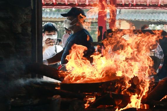 Indonesia Berpotensi Jadi Tempat Kelahiran Varian Baru Virus Corona - JPNN.COM