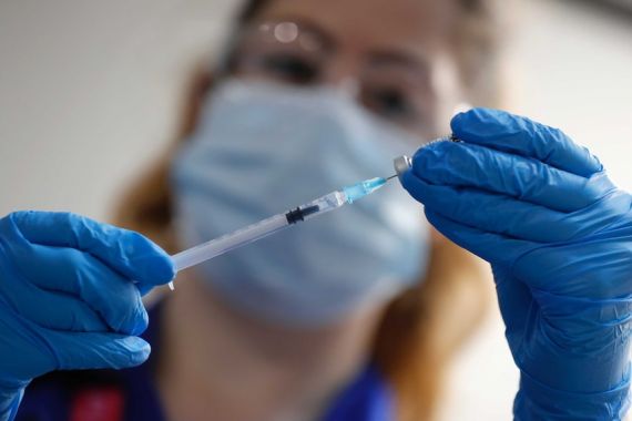 Facebook Sikat Akun yang Menjelekkan Vaksin Pfizer dan AstraZeneca - JPNN.COM
