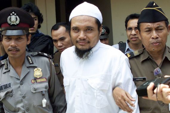 Polisi Tangkap Abu Rusdan yang Disebut Pentolan Jemaah Islamiah, Pengikutnya Masih Diburu - JPNN.COM