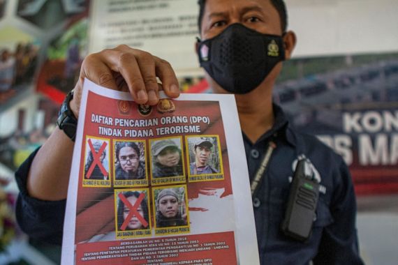 Dua Anggota Mujahidin Indonesia Timur Tewas Ditembak Pasukan Gabungan TNI-Polri - JPNN.COM