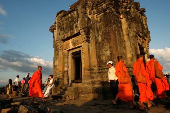 Kebangkitan Pariwisata di Asia Tenggara Belum Tentu Jadi Hal yang Baik Bagi Lingkungan dan Sosial - JPNN.COM