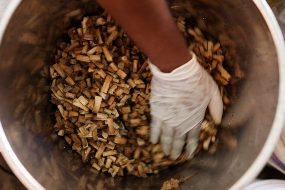 India Punya Solusi Untuk Masalah Puntung Rokok yang Berserakan di Jalanan - JPNN.COM