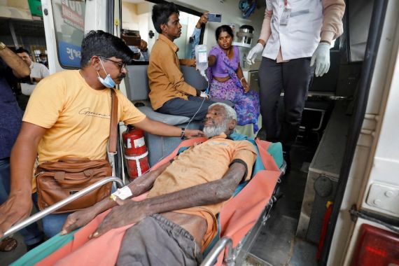 31 Orang Tewas dan 20 Buta Usai Tenggak Miras Oplosan di India - JPNN.COM