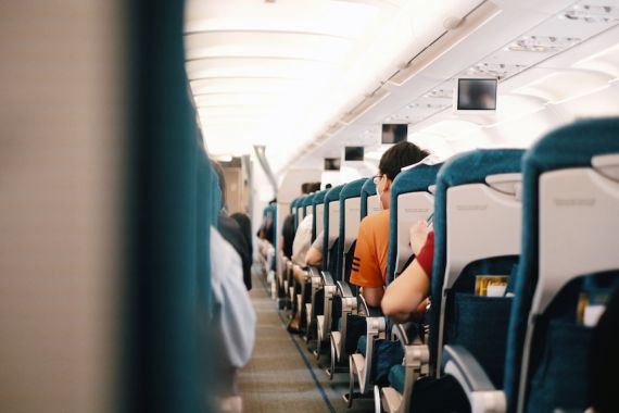 Kursi Mana yang Paling Aman di Pesawat? Kita Tanya Pakar Penerbangan untuk Jawabannya - JPNN.COM