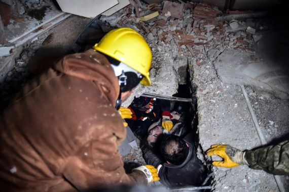 Dunia Hari Ini: Satu Warga Indonesia Tewas Akibat Gempa di Turki - JPNN.COM