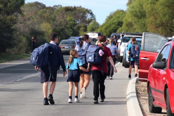 Remaja Ditangkap Setelah Diduga Tembak Sekolah di Perth - JPNN.COM
