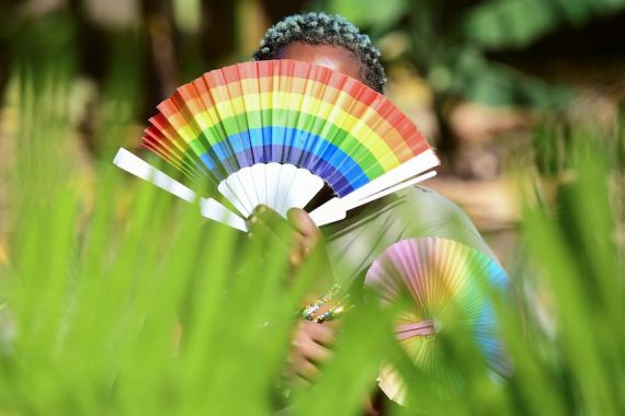 Dunia Hari Ini: Uganda Setujui Undang-Undang Anti LGBTQ - JPNN.COM