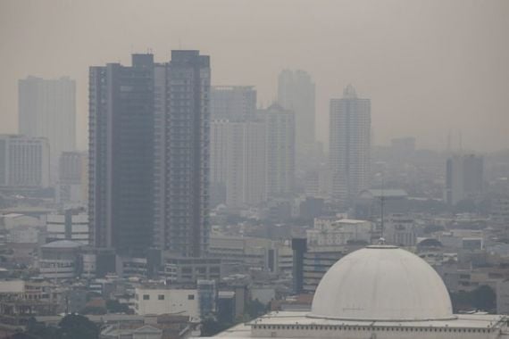 Udara Jakarta Memburuk Lagi, Pakar Ingatkan Penyebabnya dan Putusan Sidang yang Belum Dijalankan - JPNN.COM