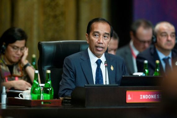 Pejabat Australia Tidak Boleh Memiliki Pin Perak Hadiah dari Presiden Jokowi, Kenapa Bisa? - JPNN.COM