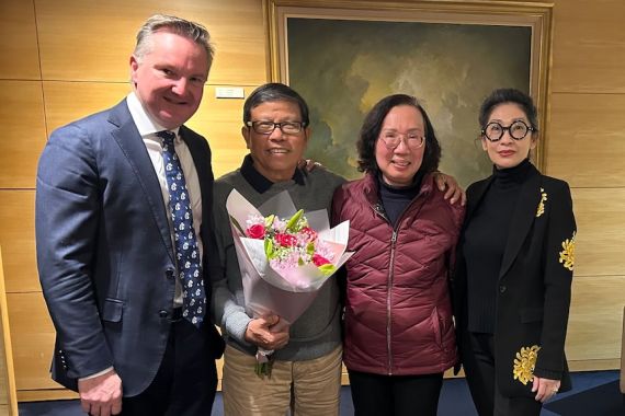 Pria Australia Chau Van Kham Dibebaskan dari Penjara Vietnam dan Telah Kembali ke Australia - JPNN.COM