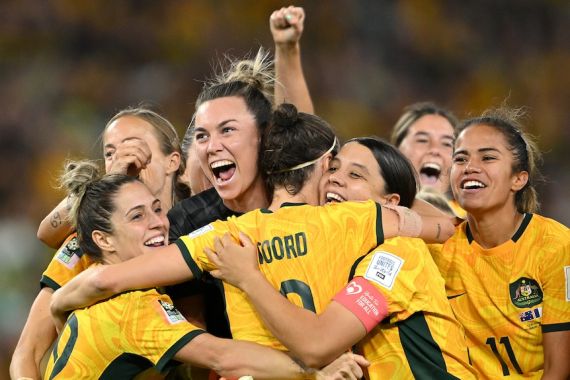 Dunia Hari Ini: Australia Siap Lawan Inggris di Babak Semifinal Piala Dunia Perempuan - JPNN.COM