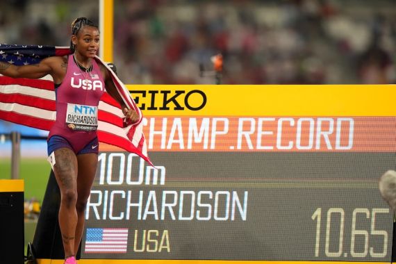 Dunia Hari Ini: Pelari Putri Amerika Serikat Pecahkan Rekor Dunia 100 Meter - JPNN.COM
