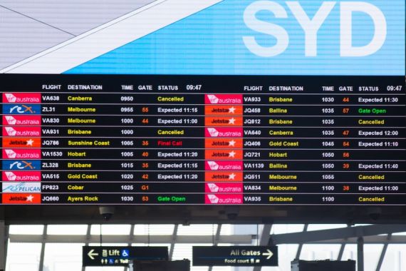 Dunia Hari Ini: Ratusan Penerbangan di Sydney Dibatalkan karena Angin Kencang - JPNN.COM