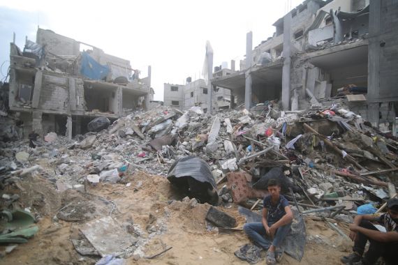 Pembalasan Israel Amat Brutal, Aparat Palestina Kewalahan Menolong Warga Gaza - JPNN.COM