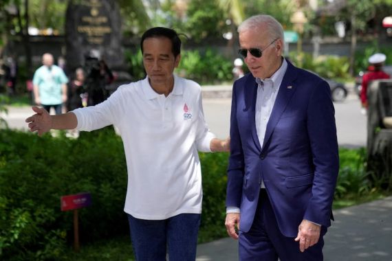 Dunia Hari Ini: Jokowi Akan Bertemu Biden, Bahas Perdagangan Baterai Kendaraan Listrik - JPNN.COM