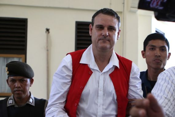 Dunia Hari Ini: Pria Australia Diancam 12 Tahun Penjara di Bali - JPNN.COM