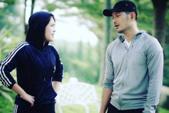 Berkat Ikatan Cinta, Evan Sanders Masuk Nominasi Indonesian Drama Series Awards 2022 - JPNN.COM