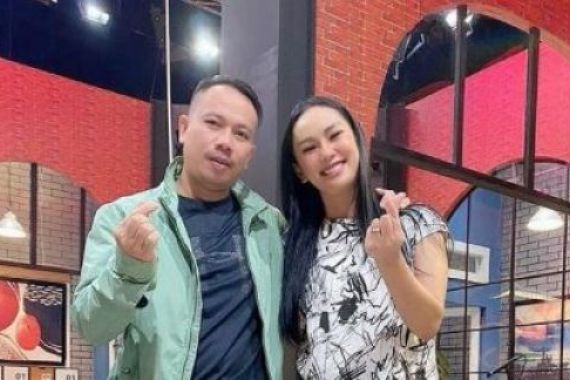 Kalina Ocktaranny Sudah Enggak Sanggup Menikah dengan Vicky Prasetyo? - JPNN.COM