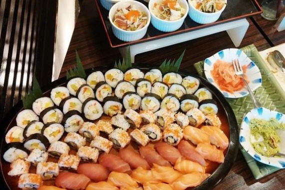 Doyan Sushi? ini 10 Menu yang Paling Sehat - JPNN.COM