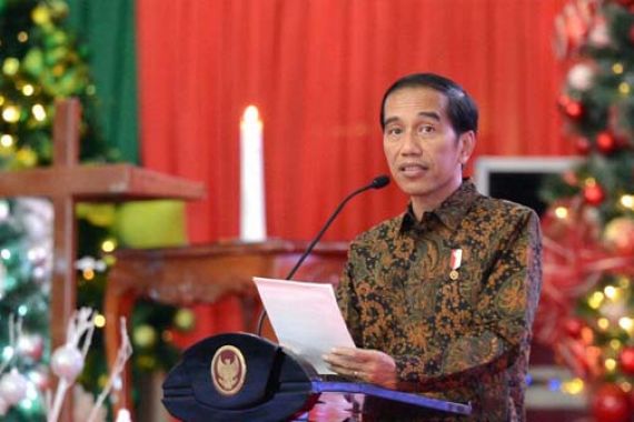 Rayakan Natal di Manado, Jokowi: Torang Samua Basodara - JPNN.COM