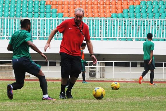 Riedl: Indonesia Sulit Capai Target Rangking 130 Dunia - JPNN.COM